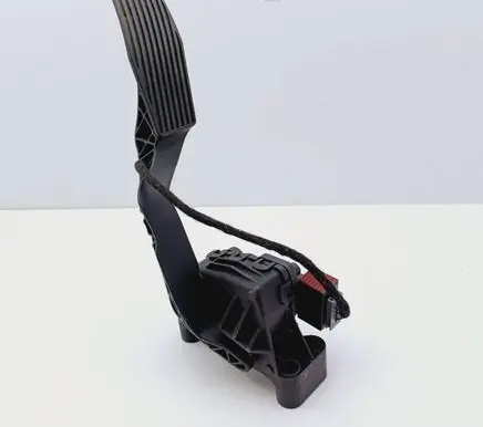 Opel Zafira B Accelerator throttle pedal 9202341BT
