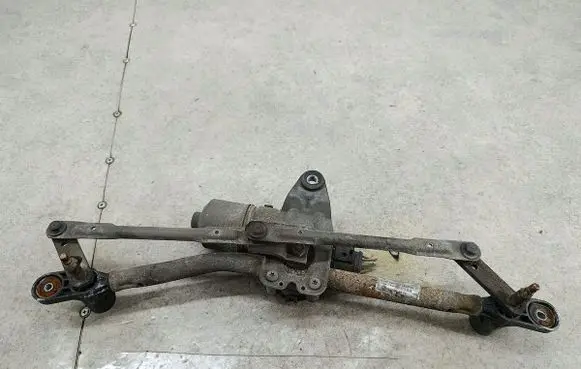 Alfa Romeo 159 Front wiper linkage 