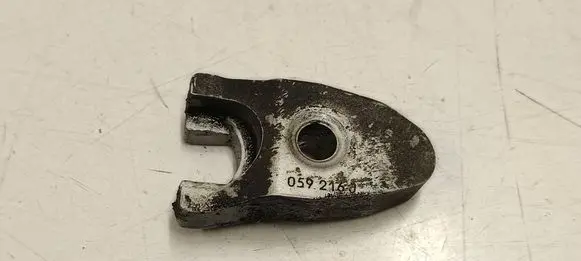 Porsche Cayenne (92A) Fuel Injector clamp holder 059216J