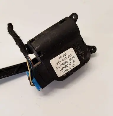 Volkswagen Golf Plus Air flap motor/actuator 3C1907511