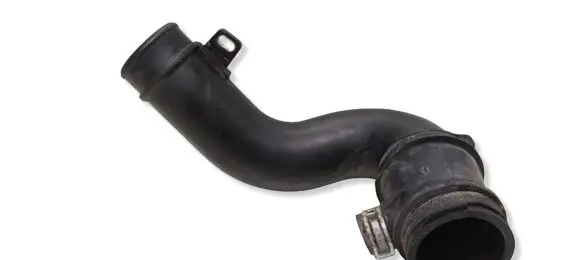 Mazda 6 Turbo air intake inlet pipe/hose SH0113231 SH0113225