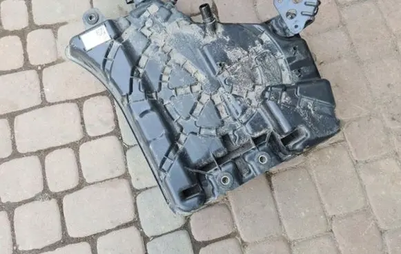 Opel Astra K AdBlue liquid reservoir 878539800000164