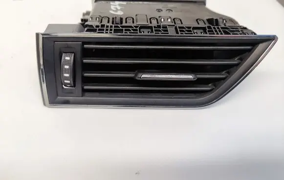 Skoda Superb B8 (3V) Dashboard side air vent grill/cover trim 3V0819701D