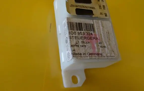 Audi A4 S4 B6 8E 8H Immobilizer control unit/module 8D0953324