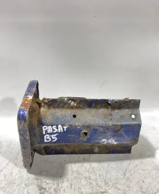 Volkswagen PASSAT B5 Front bumper shock/impact absorber 8d0805745