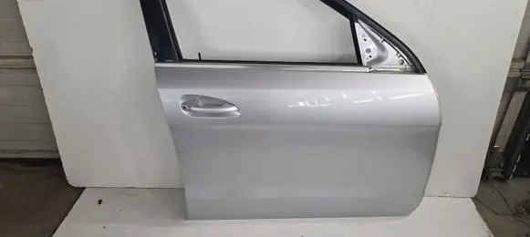 Mercedes-Benz ML W166 Front door