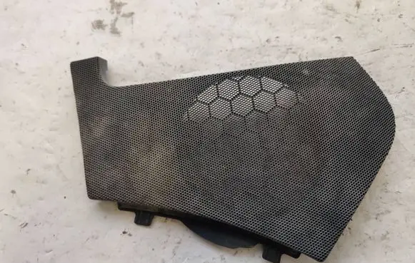 Mercedes-Benz Sprinter W901 W902 W903 W904 Side speaker trim/cover A9016892608
