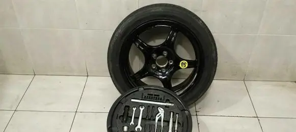 Mercedes-Benz S W220 R18 spare wheel 