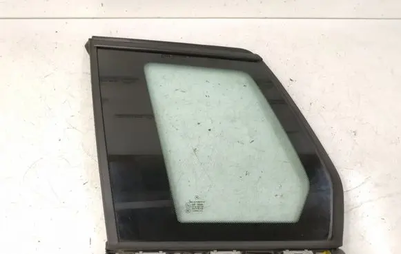 Mercedes-Benz GLK (X204) Rear side window 2046702712 A2046702712