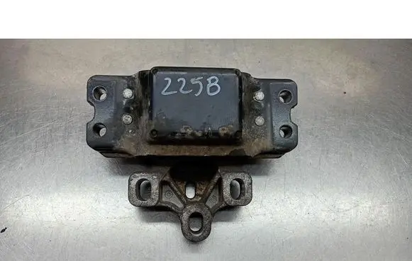 Audi A3 S3 8P Gearbox mount 1K0199555
