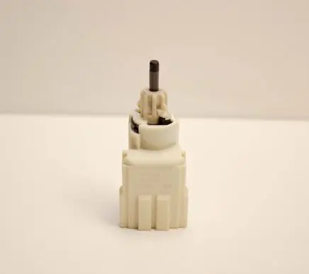 Audi A4 S4 B7 8E 8H Brake pedal sensor switch 8E0927189B