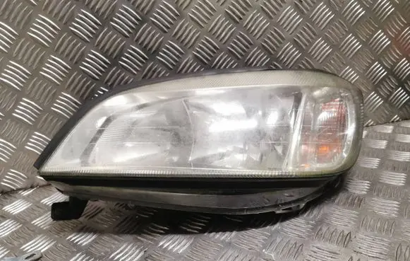 Opel Zafira A Headlight/headlamp 90582021