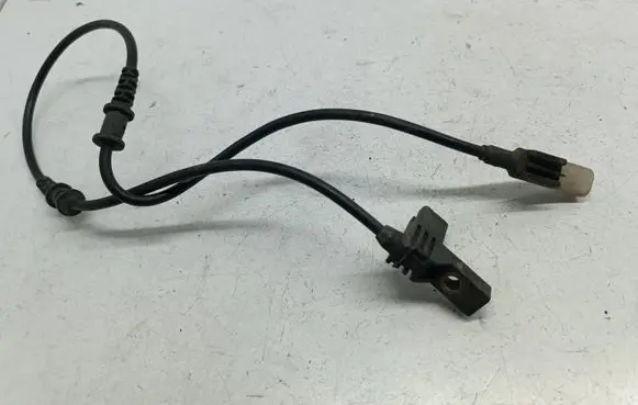Mercedes-Benz E W211 Brake pads wear sensor A2115400008 2115400008