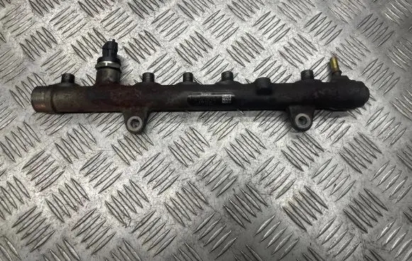 Fuel main line pipe