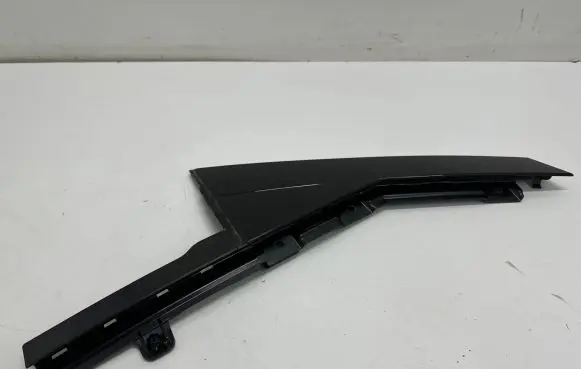 Volkswagen Touareg III Other rear door trim element 760839904B