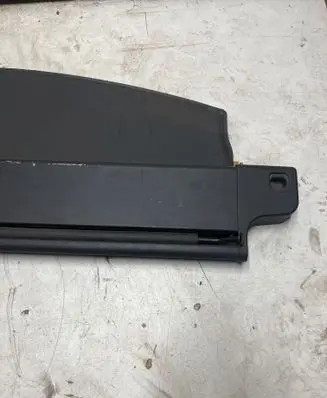 Toyota Avensis T250 Loading door sun blind/shade