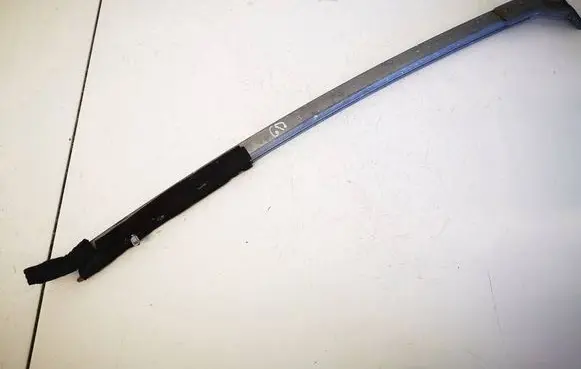 Honda CR-V Rear door glass trim molding 