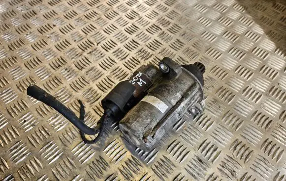 Volkswagen PASSAT B6 Starter motor