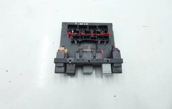 Volkswagen Caddy Comfort/convenience module 3C0937049E H37S1002 F005V00526