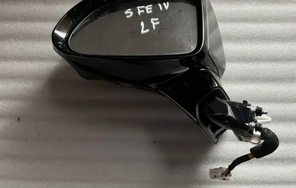 Hyundai Santa Fe Front door electric wing mirror