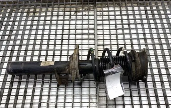 Volkswagen PASSAT B8 Front shock absorber/damper 3Q0413031BN