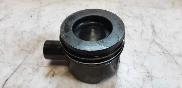 Audi Q7 4M Piston 8383A 98R1