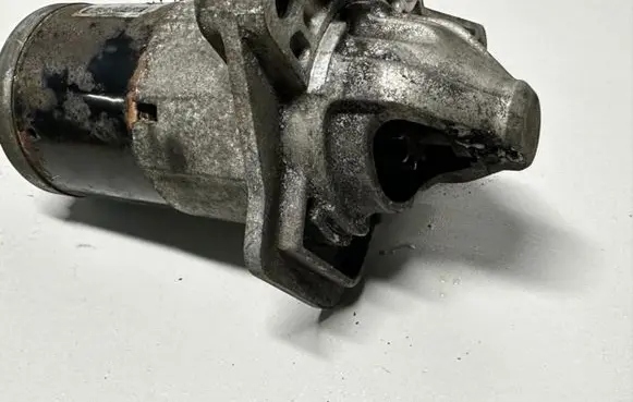 Nissan Qashqai Starter motor 23300
