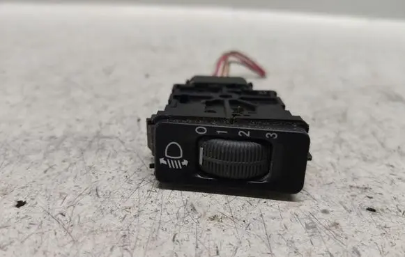 Mercedes-Benz ML W163 Headlight level height control switch A1638200010