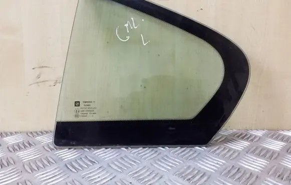 Opel Insignia A Rear vent window glass 