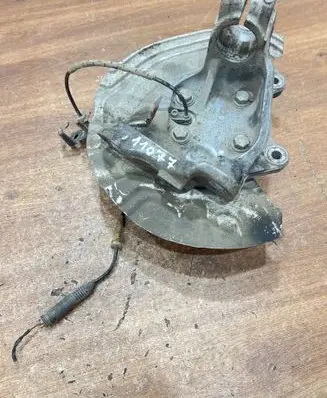 BMW 3 E90 E91 Front wheel hub 6764444