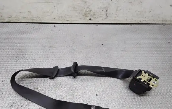 BMW X5 E53 Front seatbelt 702196401