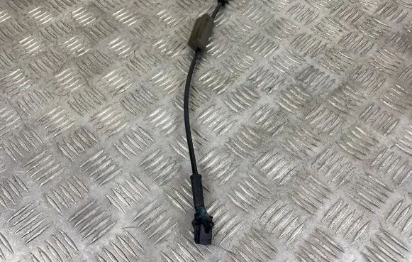 Jeep Grand Cherokee WL Windshield washer spray nozzle 