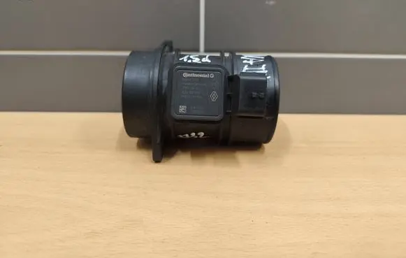 Renault Megane III Mass air flow meter 5WK97007 8200358901 H8200299956