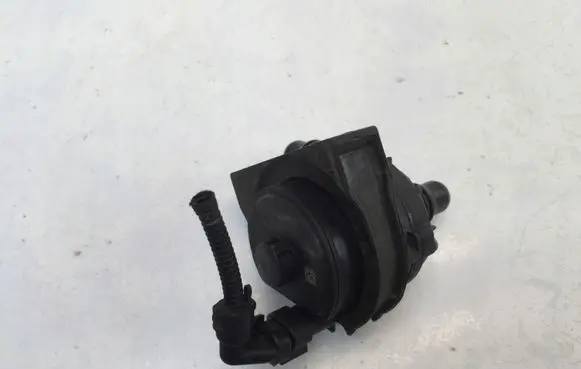 BMW 2 F44 Electric auxiliary coolant/water pump 9470972