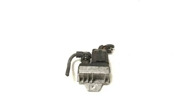 BMW 3 F30 F35 F31 Glow plug pre-heat relay 8514120