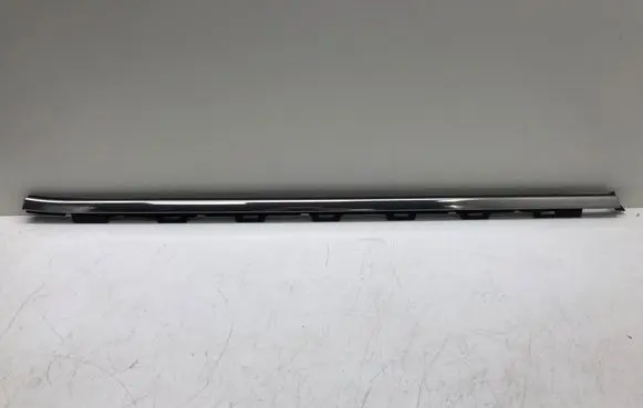 Peugeot 2008 I Rear door glass trim molding
