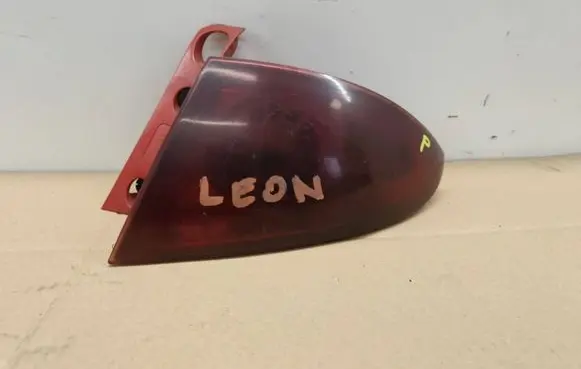 Seat Leon (1P) Rear/tail lights set 