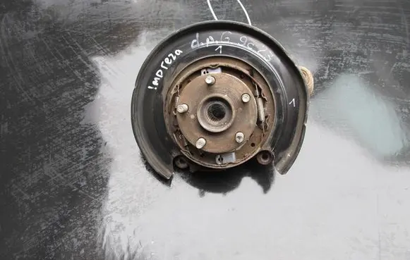 Subaru Impreza IV Rear wheel hub spindle/knuckle 