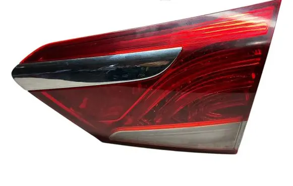 Hyundai i40 Tailgate rear/tail lights 924043Z000