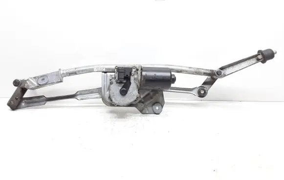 Volvo XC90 Front wiper linkage and motor 8659968