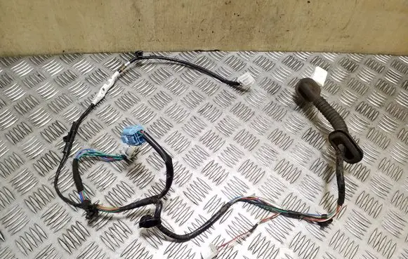 Subaru Outback Rear door wiring loom 81822AJ600