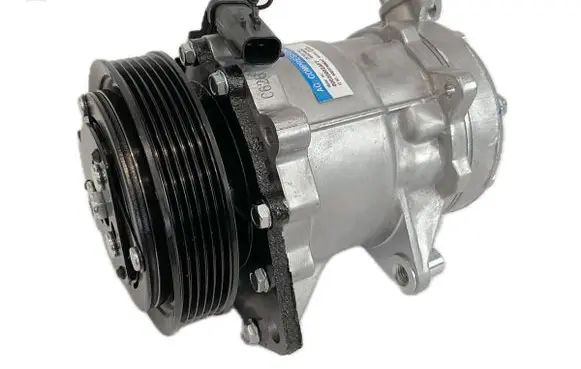 Jeep Cherokee KJ Air conditioning (A/C) compressor (pump) 55037466AC 55037466AE
