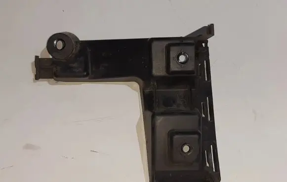 Volvo XC70 Rear bumper mounting bracket 30678650