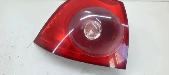 Volkswagen Golf V Rear/tail lights 1K6945095E 33000169M1