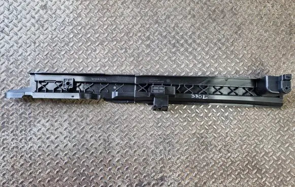 Volvo XC60 Other trunk/boot trim element 32205624