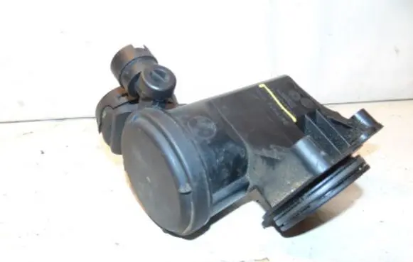 Skoda Fabia Mk1 (6Y) Oil breather separator 036103464AH 036103464AD