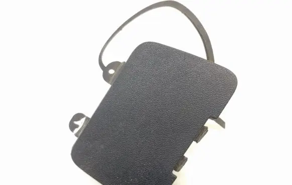 Rear bumper row hook cap/cover