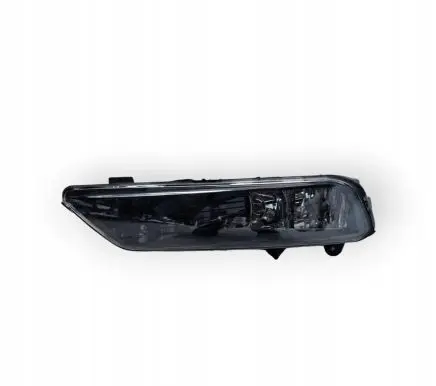 Volkswagen PASSAT B7 Front fog light