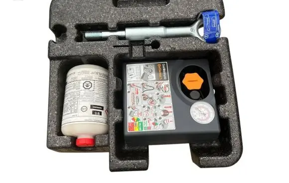 Volvo V60 Tool set 31301730