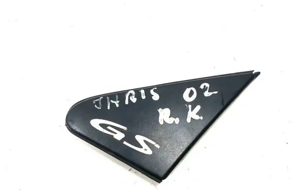 Toyota Yaris Front door glass trim molding 6011852010